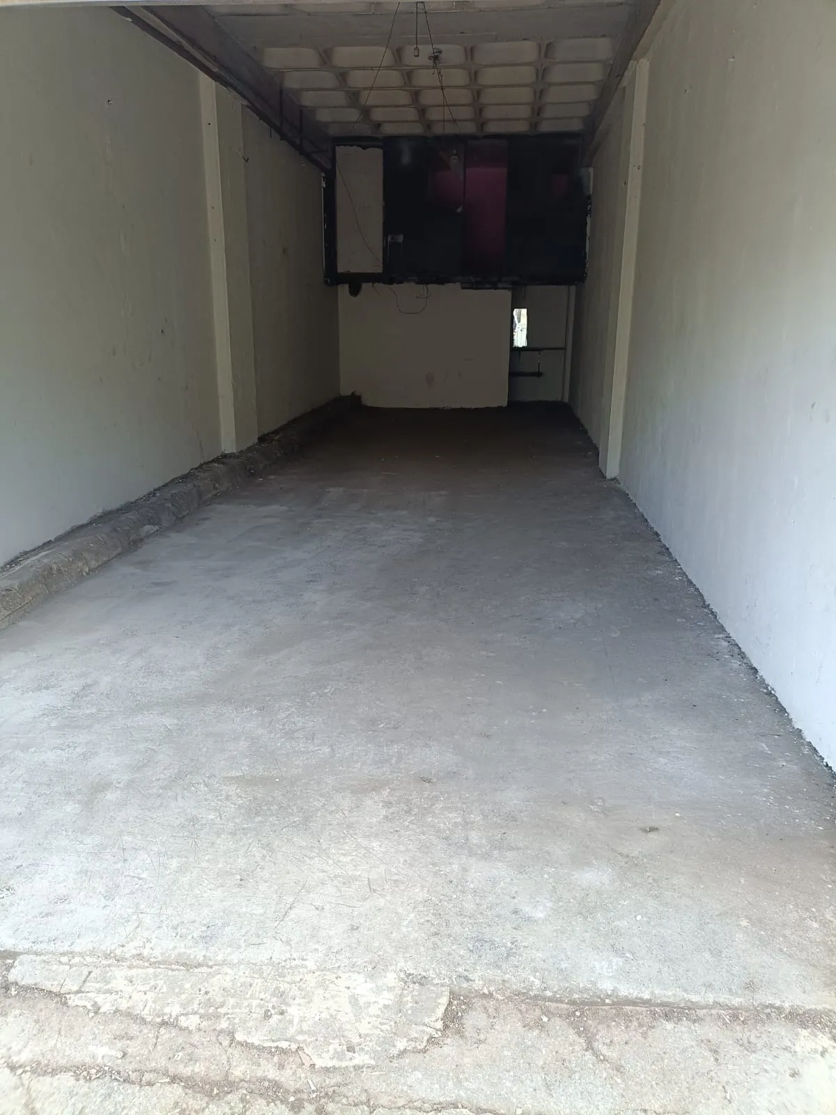 Warehouse for Rent in Roumieh
