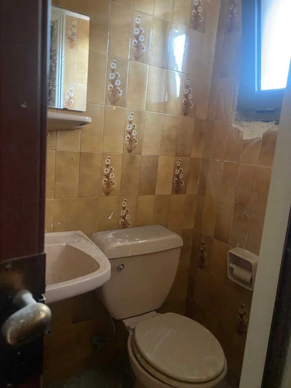 Office for Sale in Baouchriyeh — الصورة 5