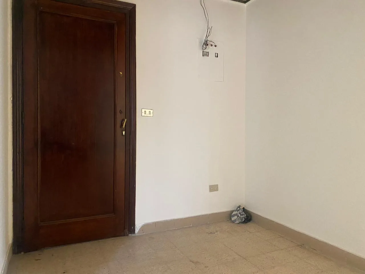 Office for Sale in Baouchriyeh — الصورة 6