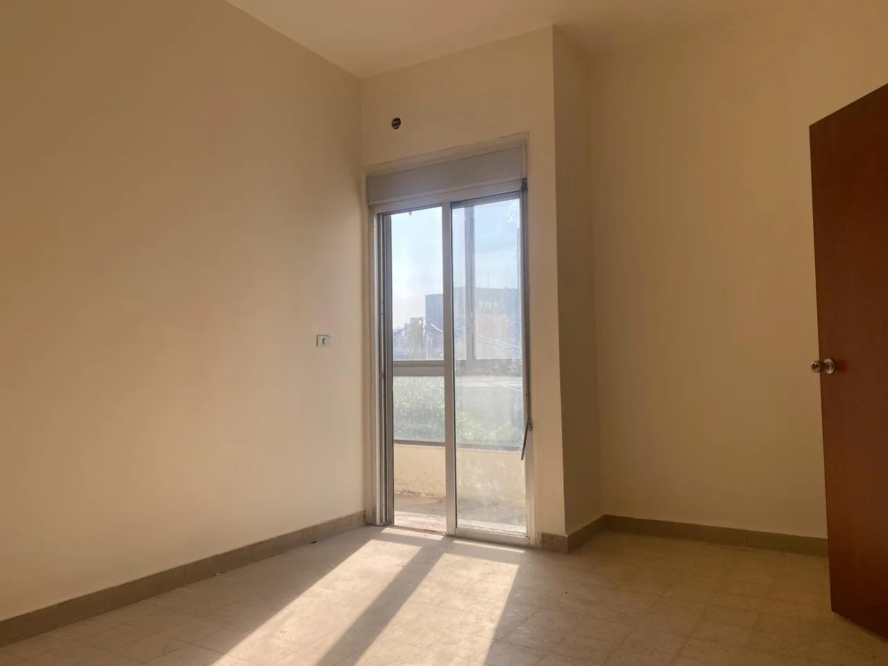 Office for Sale in Baouchriyeh — الصورة 7