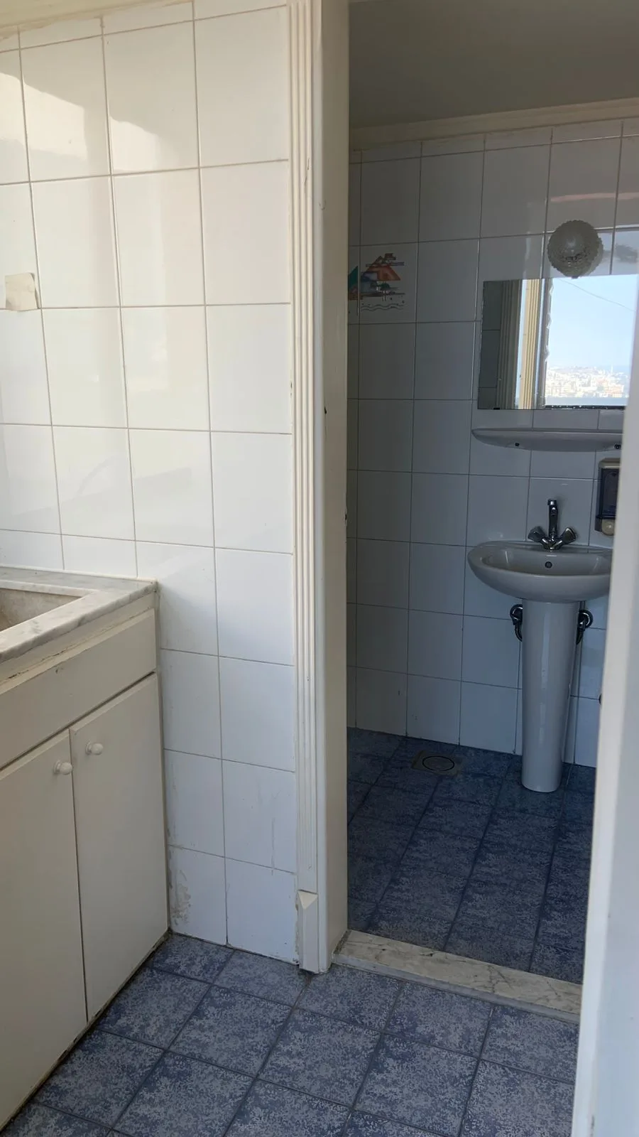 Clinic for rent in Fanar — الصورة 5