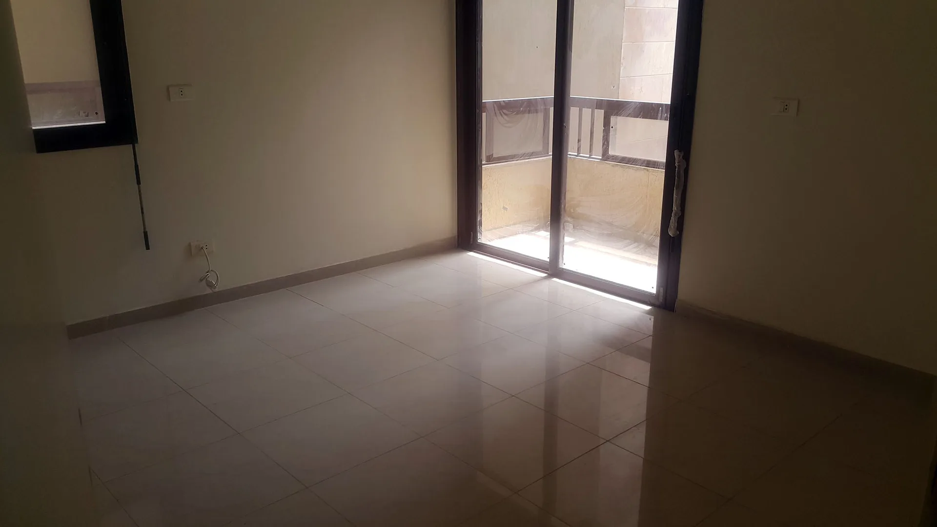 Apartment for Sale in Zouk Mosbeh, Lebanon — الصورة 5