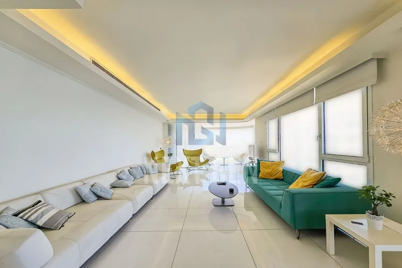 Apartment for Sale in Ain al-Mraiseh — photo 3