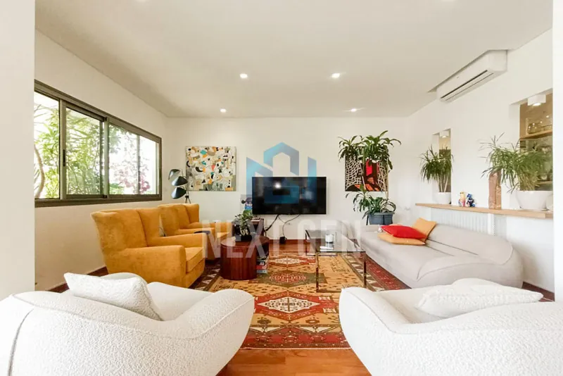 Apartment for Sale in Achrafieh — photo 2