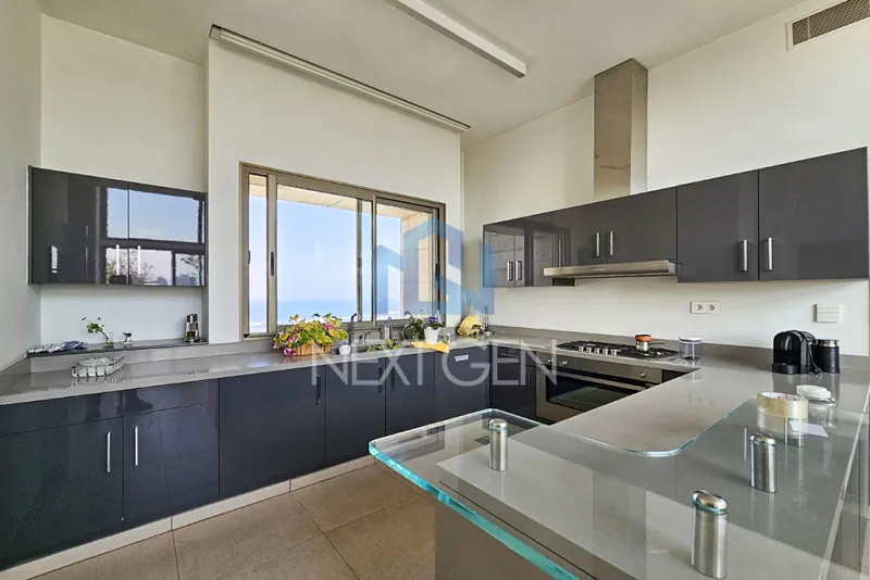 Penthouse for Sale in Achrafieh — الصورة 4