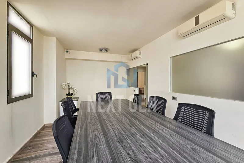 Office for Rent in Ain Mraise — photo 3