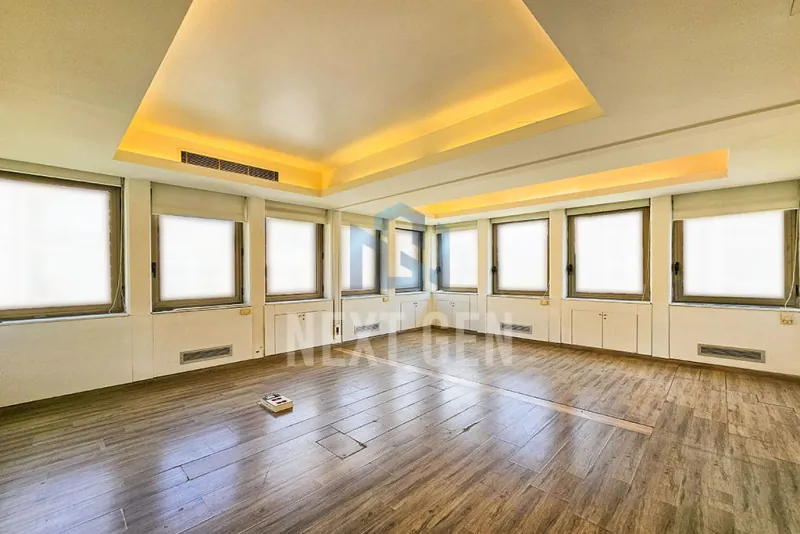 Office for Rent in Downtown — photo 2