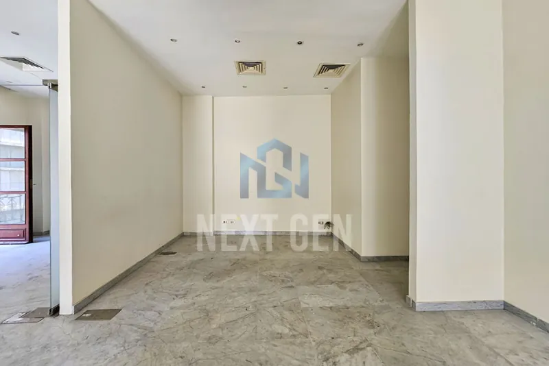 Office for Rent in Downtown | Nejmeh square — الصورة 2