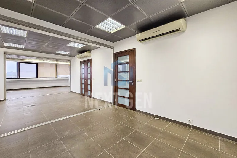 Office for Rent in Achrafieh — الصورة 5