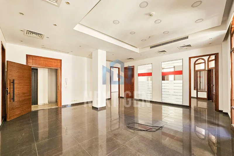Office for Rent in Downtown — الصورة 2