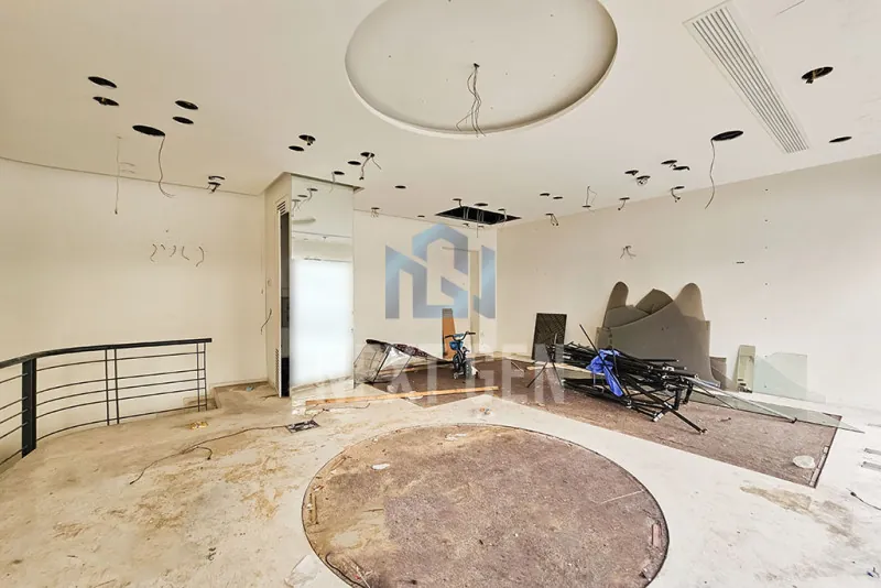 Retail for Rent in Downtown — الصورة 4