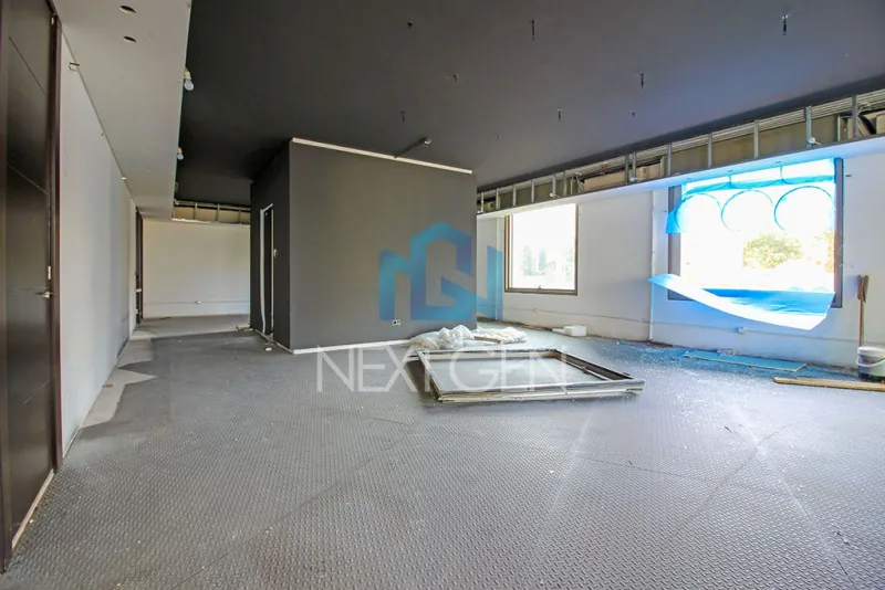 Office for Rent in Downtown — photo 4