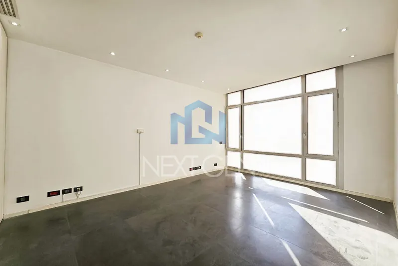 Office for Rent in Downtown — photo 3