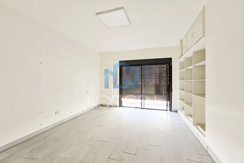 Office for Rent in Achafieh — الصورة 5