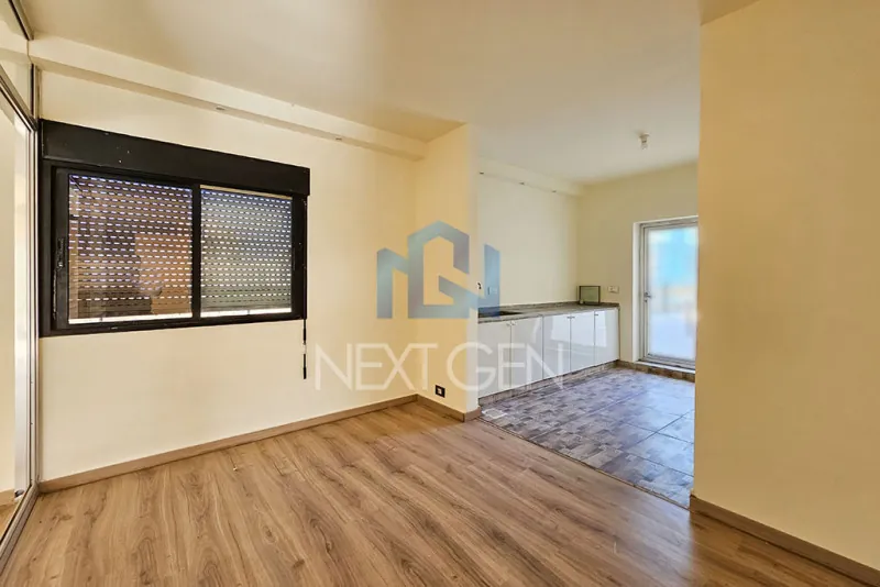 Office for Rent in Achrafieh — الصورة 3