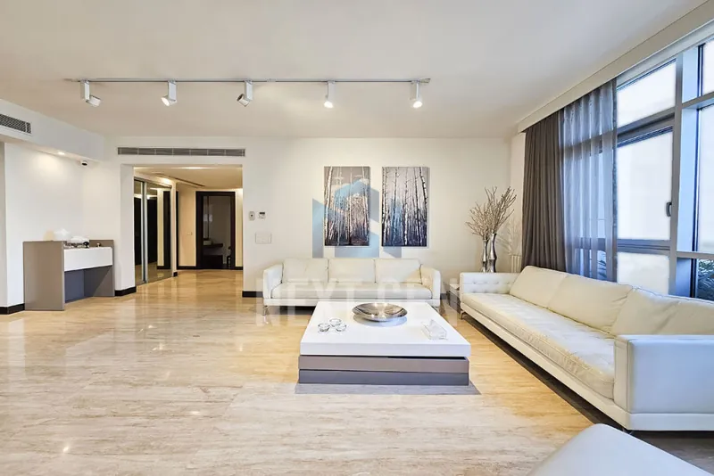 Apartment for Rent in Achrafieh — الصورة 4