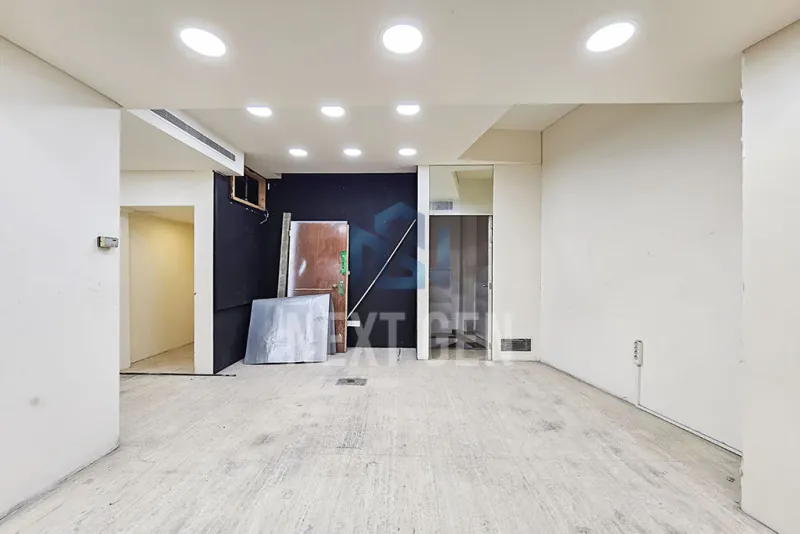 Showoroom for Rent in Downtown — photo 3
