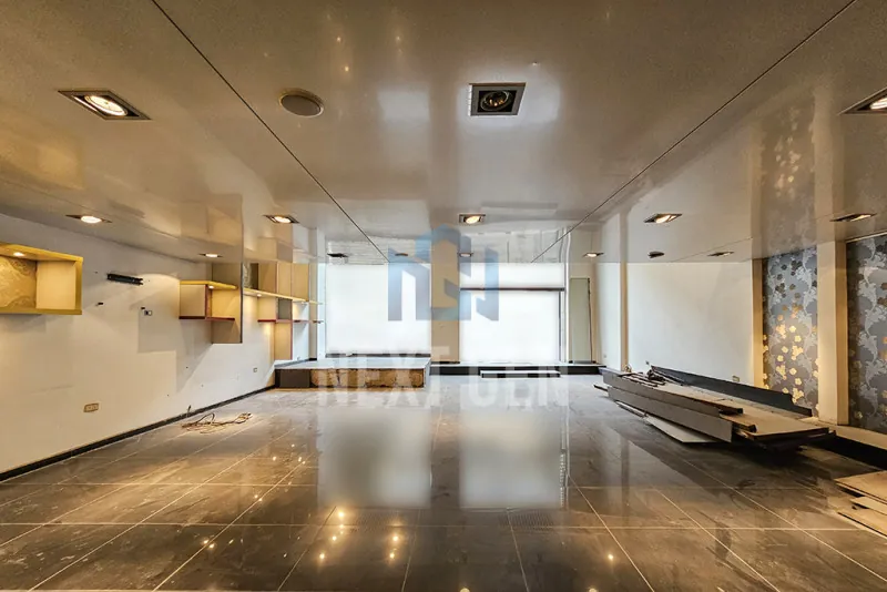 Showroom for Sale in Downtown — photo 3