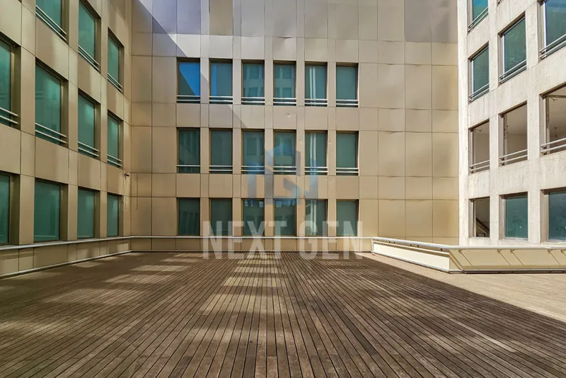 Office with Terrace for Rent in Downtown — الصورة 1