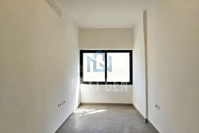 Office for Rent in Badaro — الصورة 4
