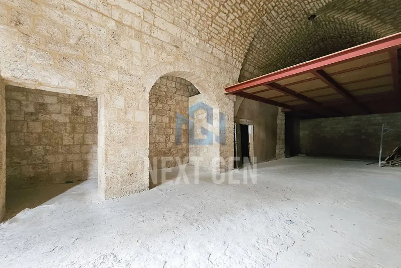 Retail for Sale in Downtown — photo 4