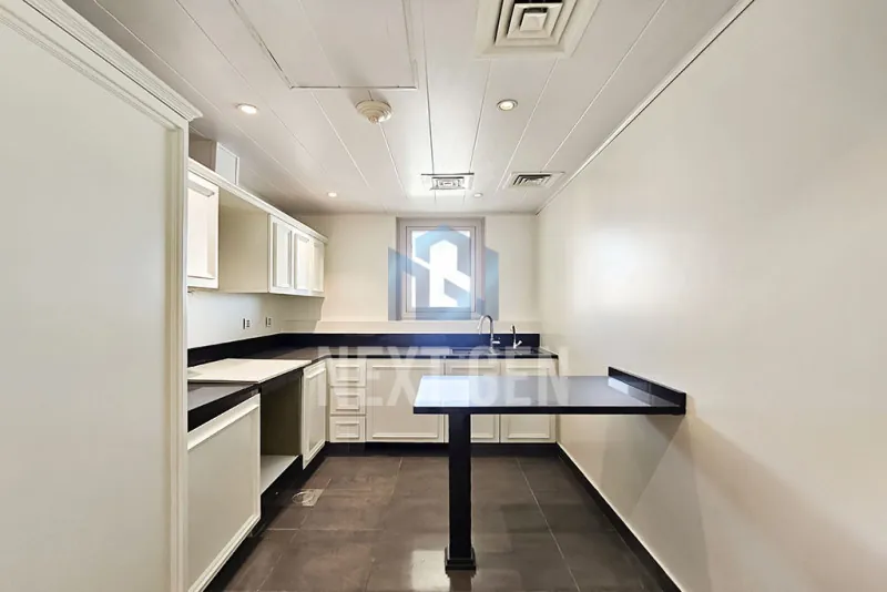 Apartment for Rent in Downtown — photo 4
