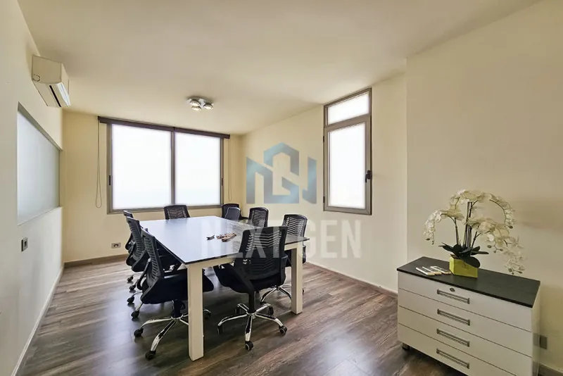Office for Rent in Ain Mraise