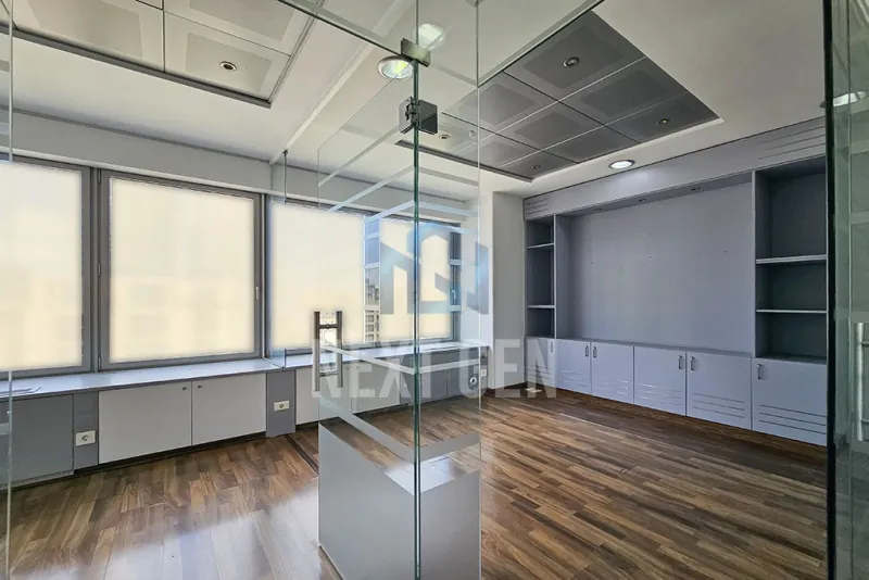 Office for Rent in Downtown — الصورة 4