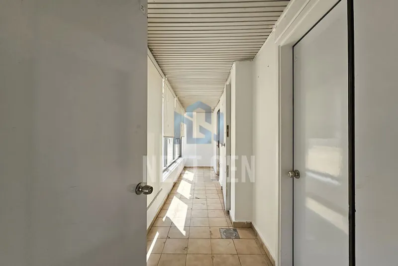 Office for Rent in Downtown — الصورة 3