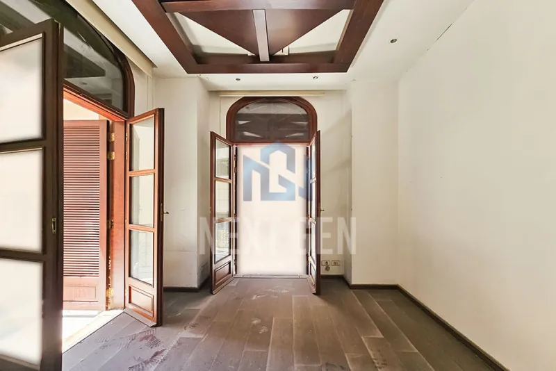 Office for Rent in Downtown | Nejmeh square — الصورة 3