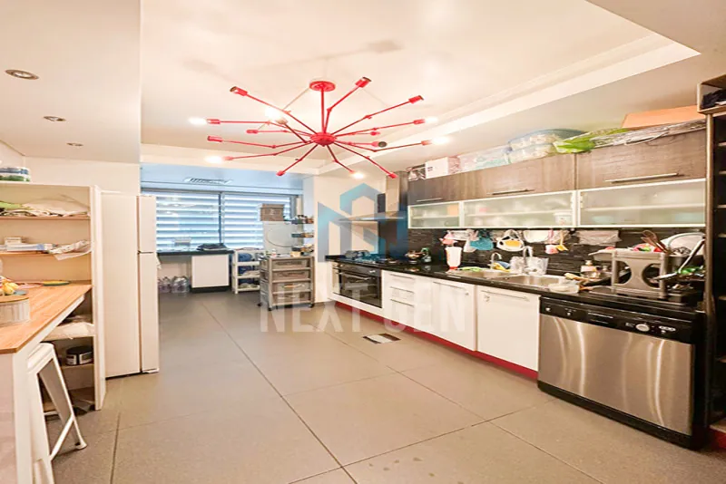 Apartment for Sale in Sanayeh — photo 3