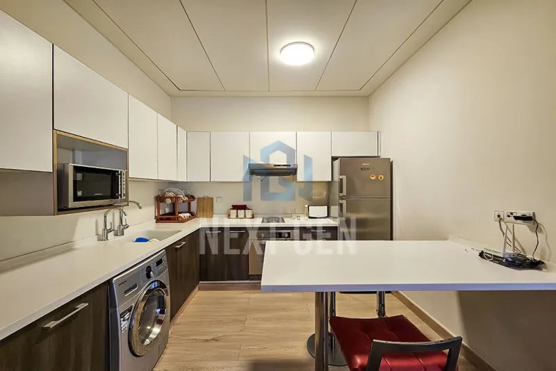 Fully Furnished 1 Bed Room Apartment for Rent In Gemayzeh — الصورة 5