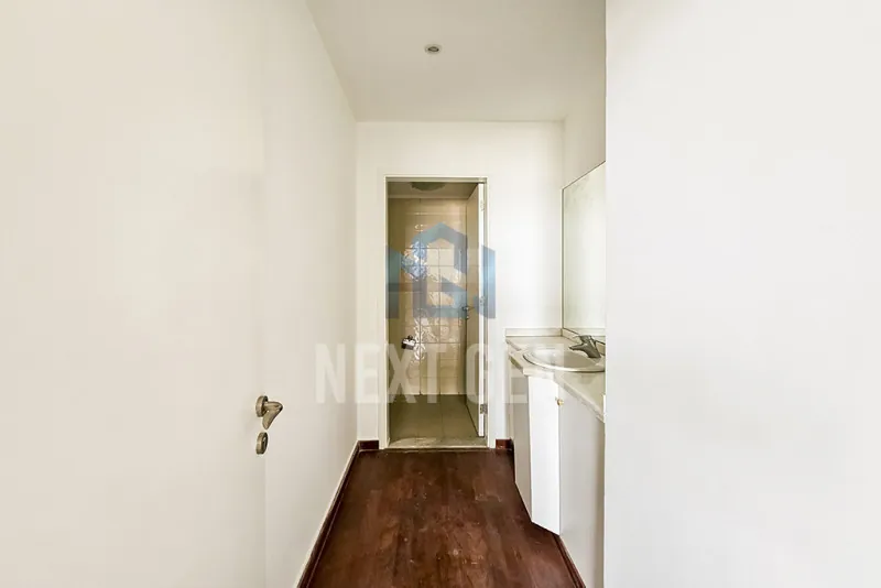 Office for Rent in Downtown — photo 4
