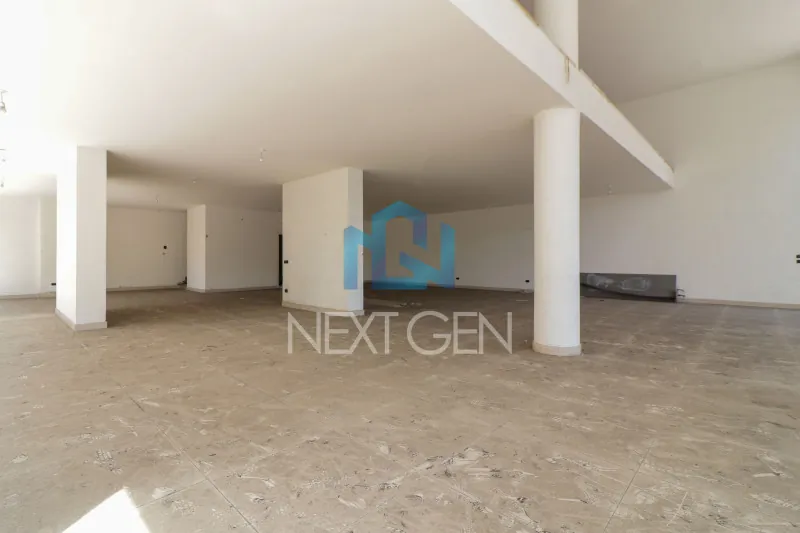 Showroom for Sale in Unesco — photo 2
