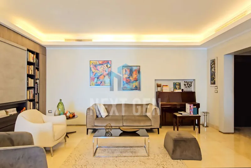 Apartment for Sale in Ain Mreisseh — photo 2