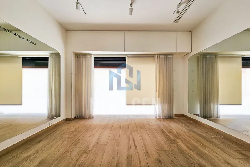 Retail for Rent in Downtown — الصورة 4