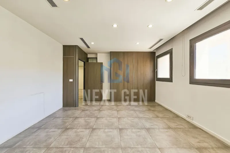 Office for Rent in Downtown — photo 4