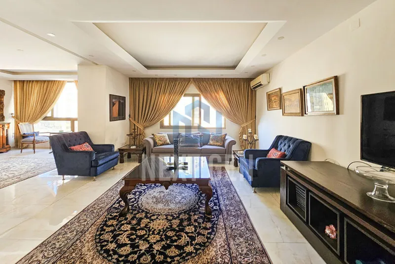 Apartment for Rent in Ain al-Mraiseh — photo 3