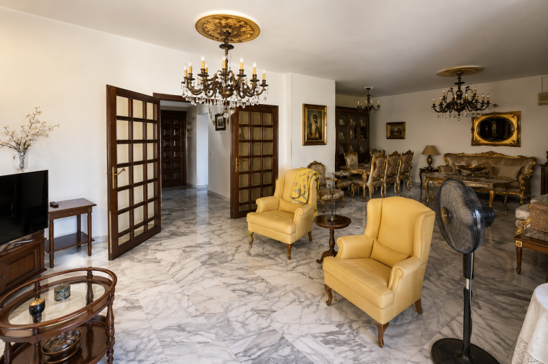 Apartment For Sale In Sanayeh — photo 2