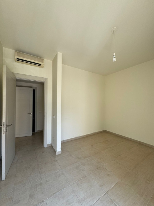 Apartment For Sale In Hamra — photo 5