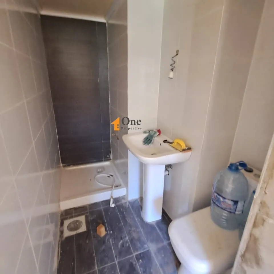 Brand New Apartment For Sale In Halat — الصورة 4