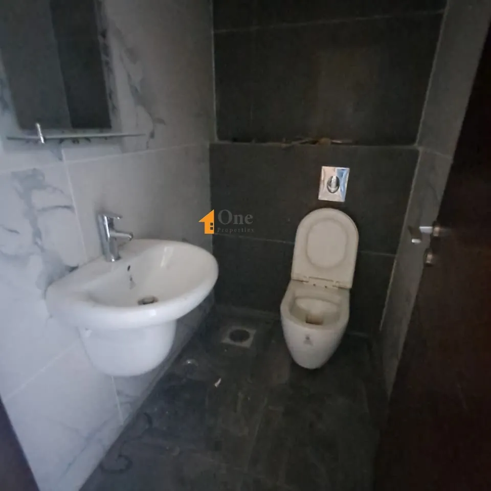 Brand New Apartment For Sale In Halat — الصورة 7