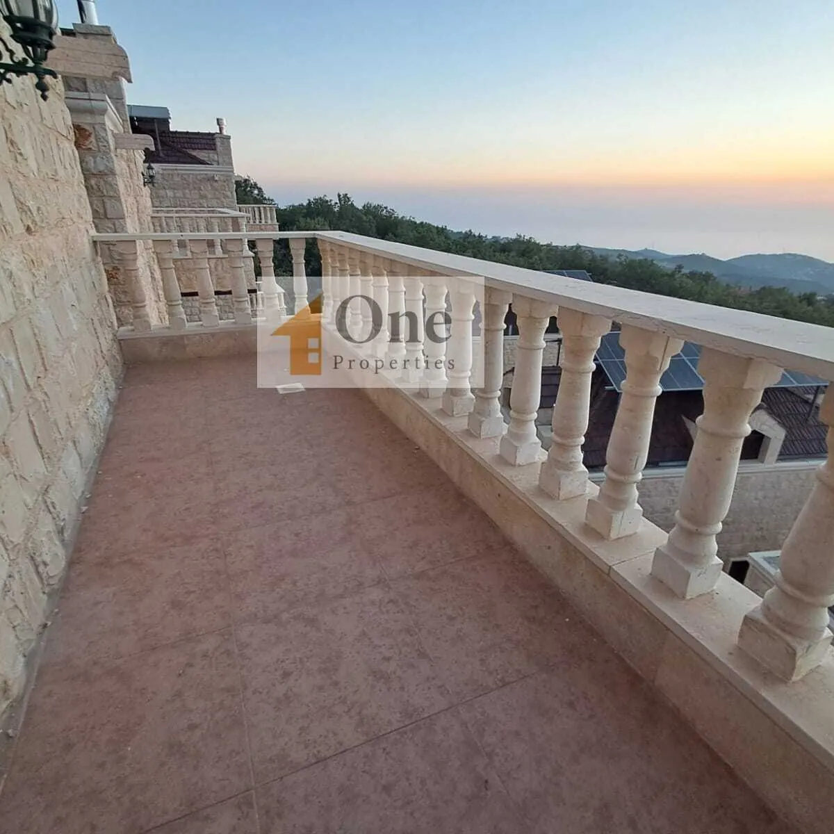 Triplex Villa For Sale In Mechmech Kfarsama — الصورة 6