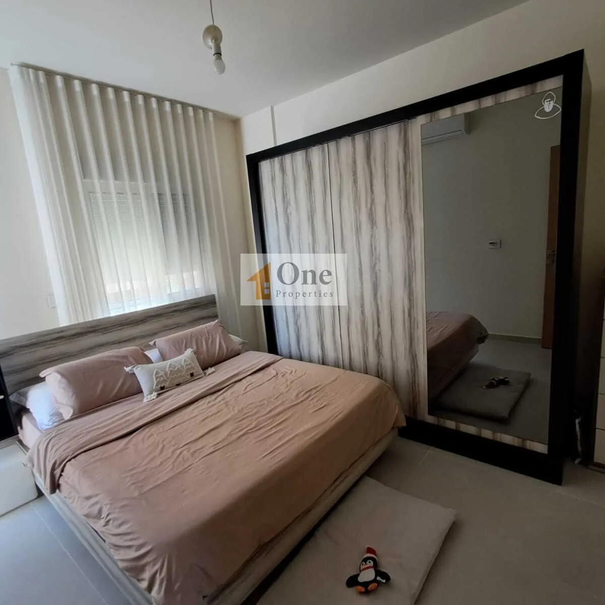 Fully Furnished Apartment For Sale In Jbeil Town — الصورة 2