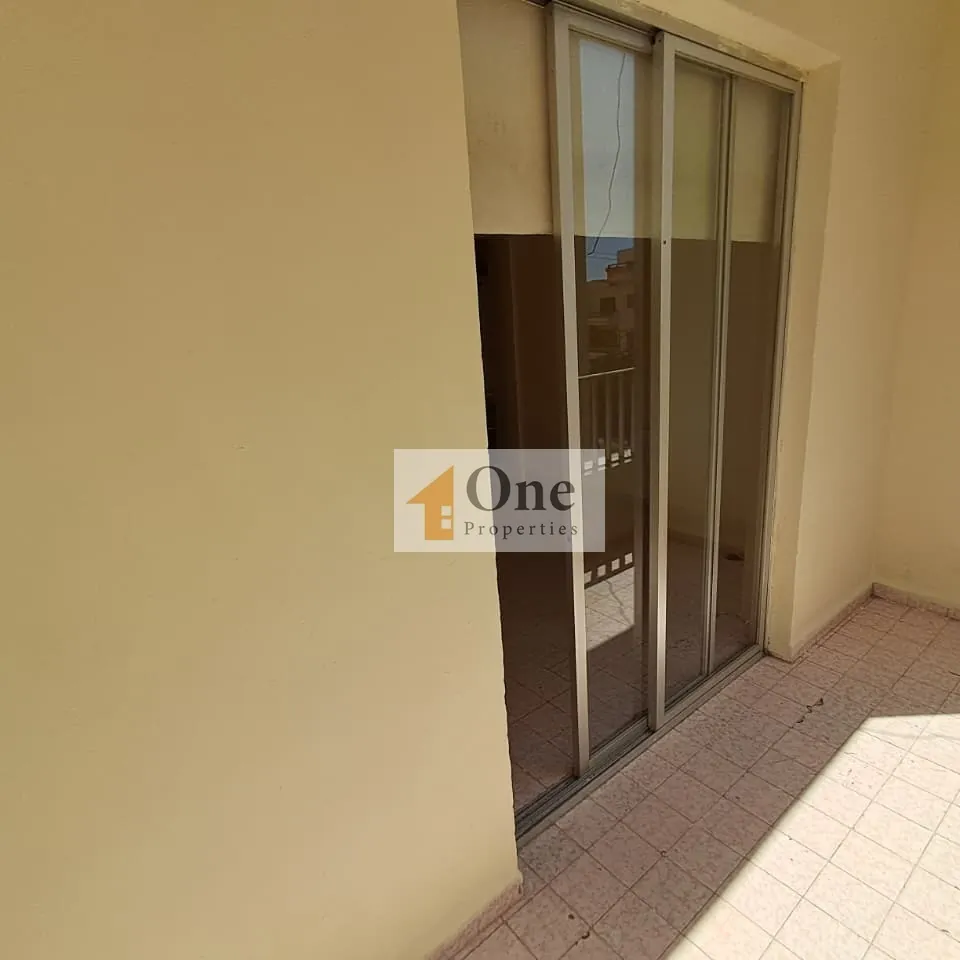 Studio / Apartment For Sale In Kfarhbab — الصورة 2