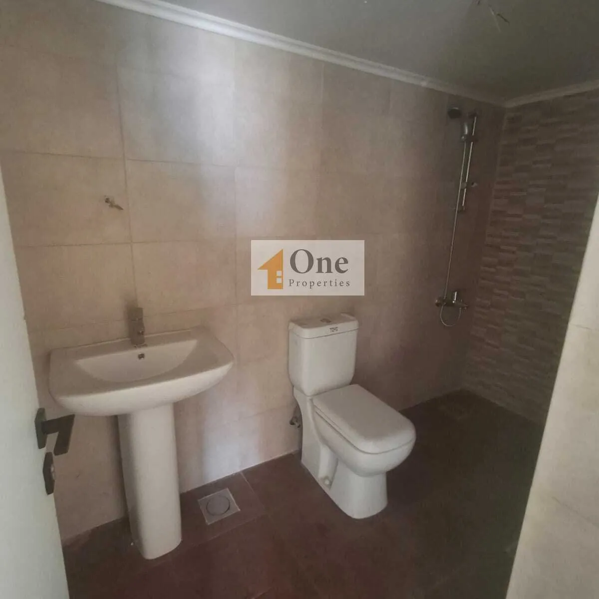 Brand New Apartment For Sale In Tabarja — الصورة 2