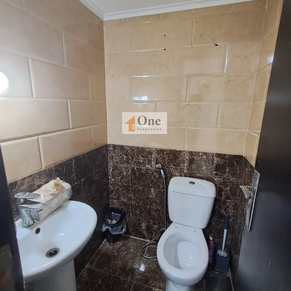 Apartment For Sale In Bouar — الصورة 3