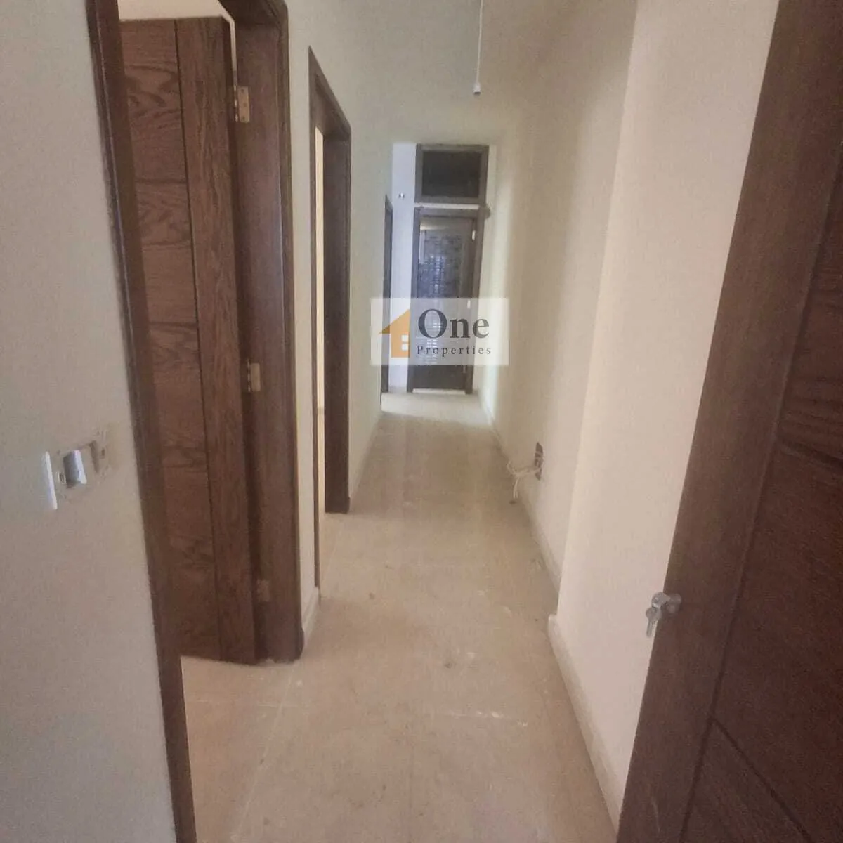Brand New Apartment For Sale In Bouar — الصورة 5