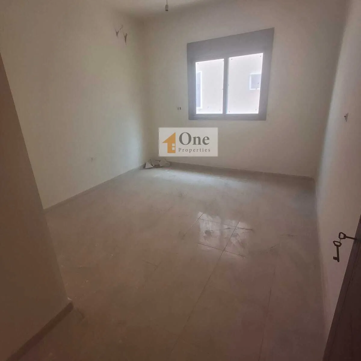 Brand New Apartment For Sale In Bouar — الصورة 6