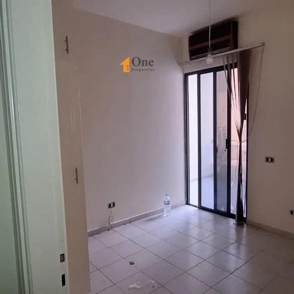 Apartment For Sale In Bouar — الصورة 3